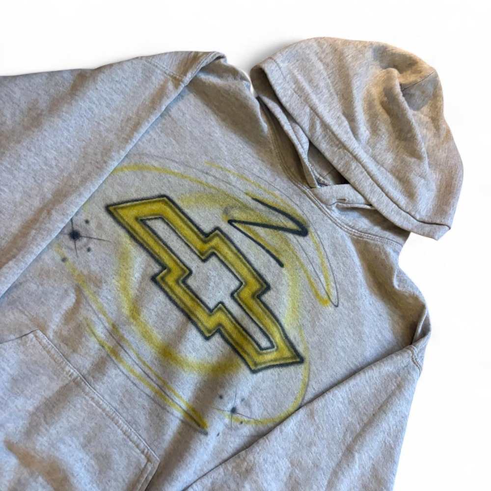 Gildan Chevrolet Bowtie Logo Gray Graphic Hoodie Mens Medium Heavy Blend